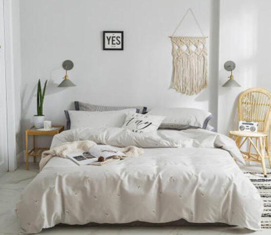 3D Creamy-White 18106 Bed Pillowcases Quilt