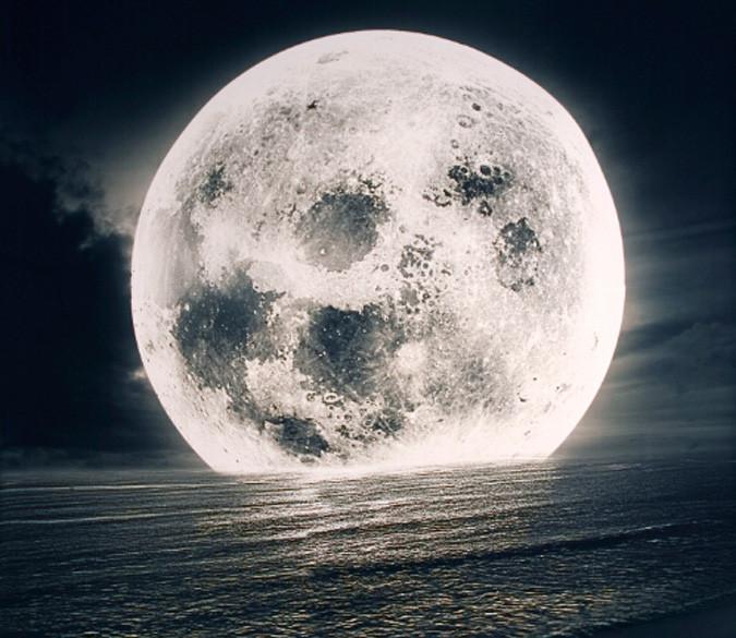 Ocean Full Moon Wallpaper AJ Wallpaper