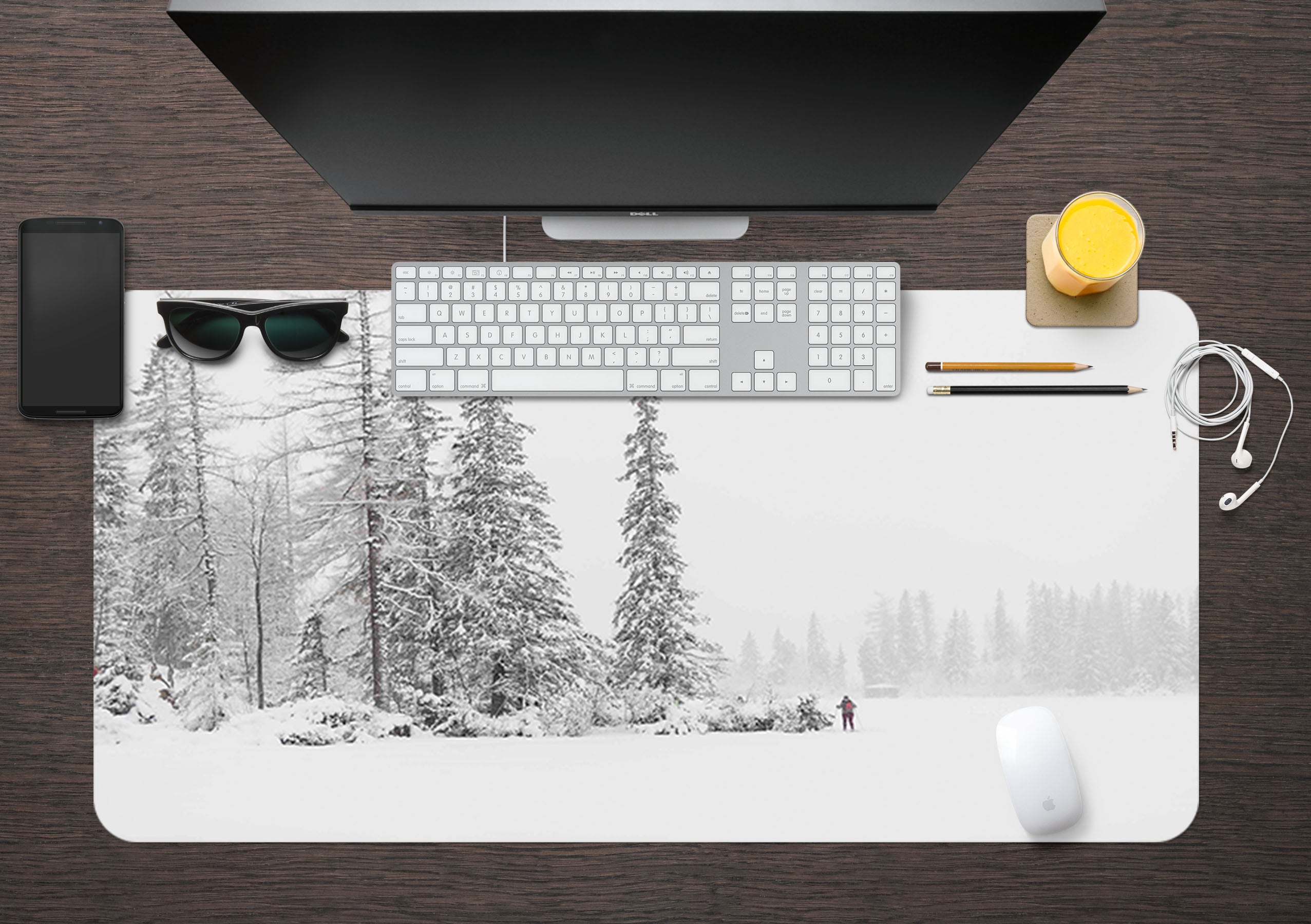 3D Snow Pine 17042 Desk Mat