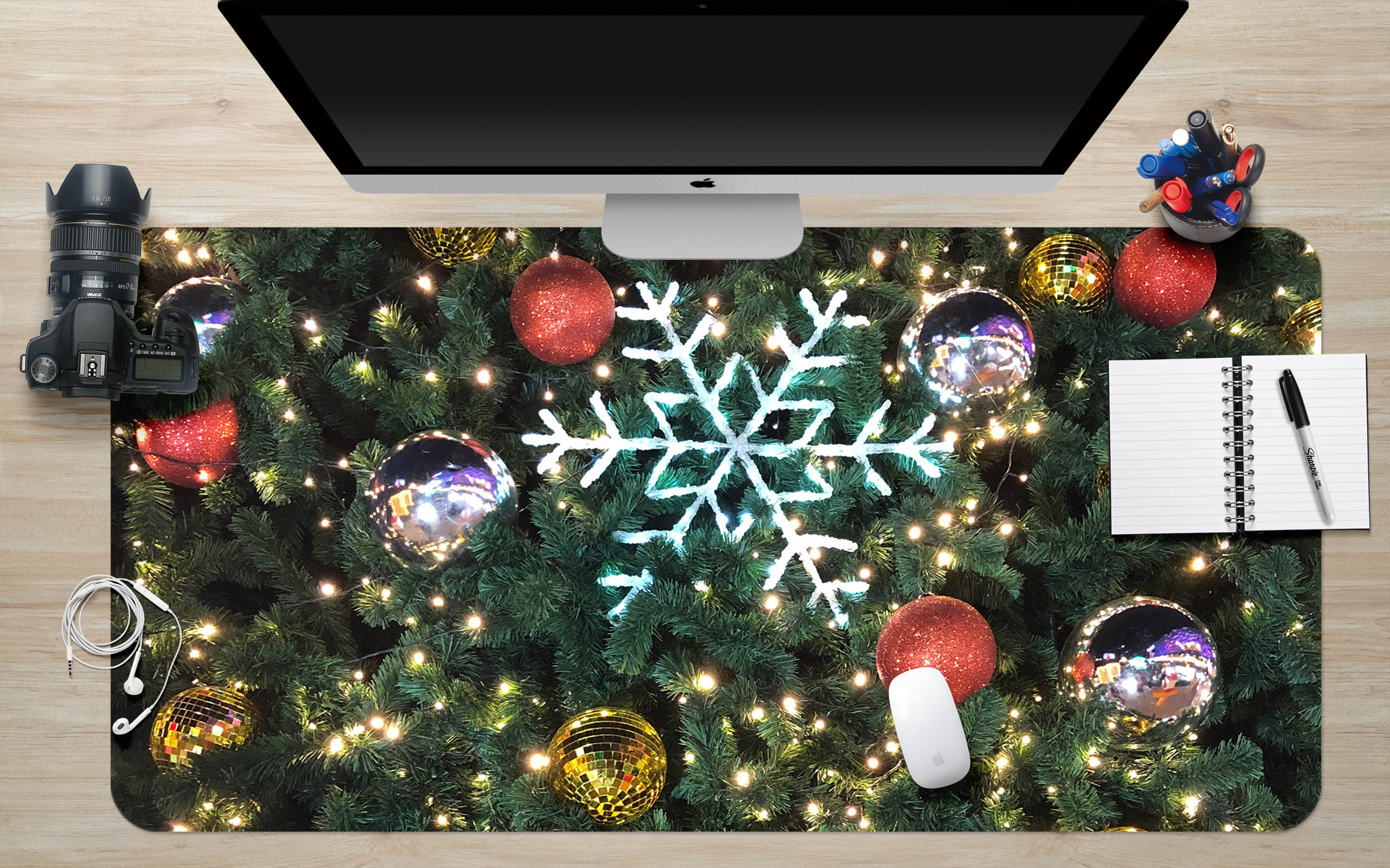 3D Ball Snowflake 51238 Christmas Desk Mat Xmas