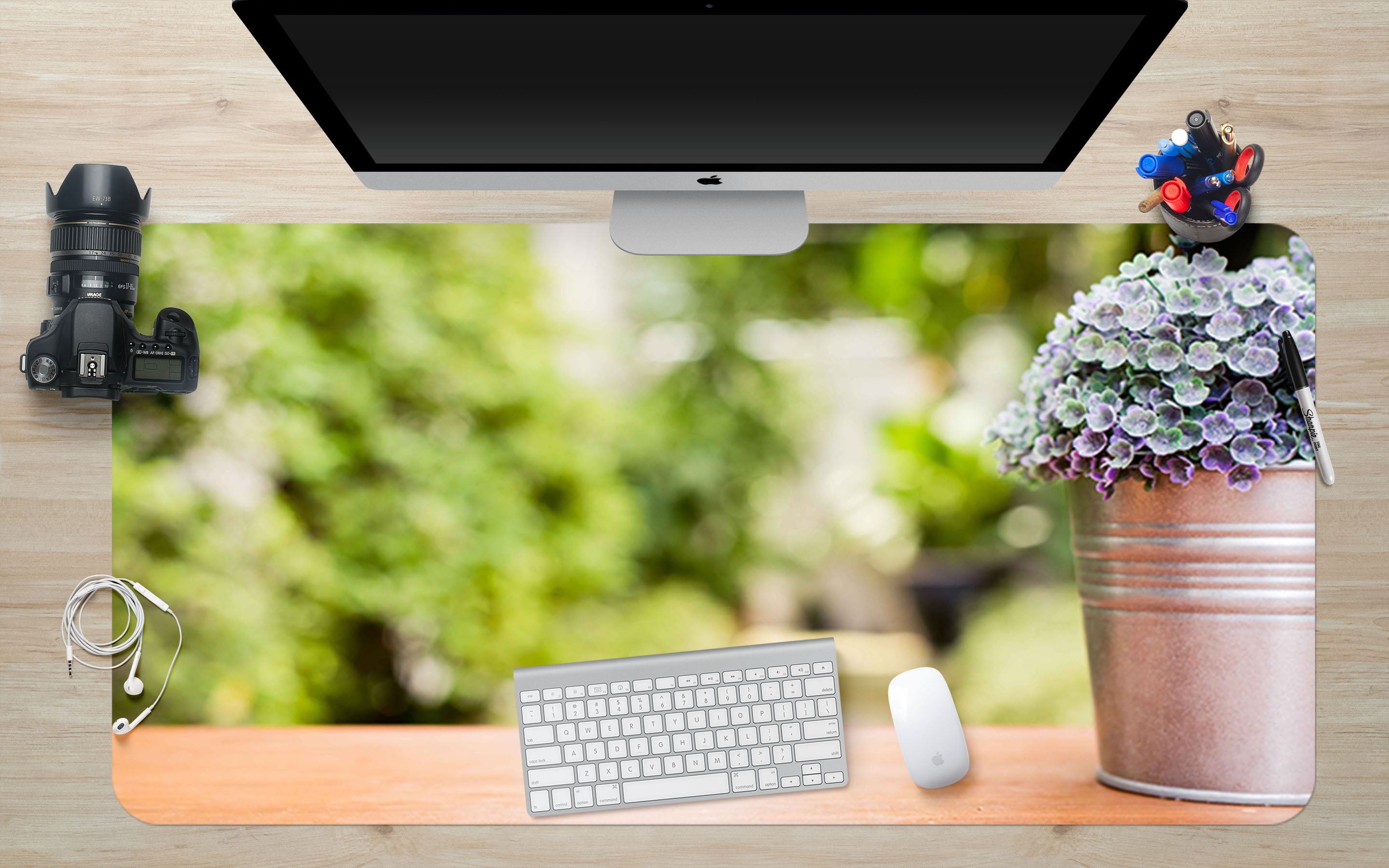 3D Flower Pot 17006 Desk Mat