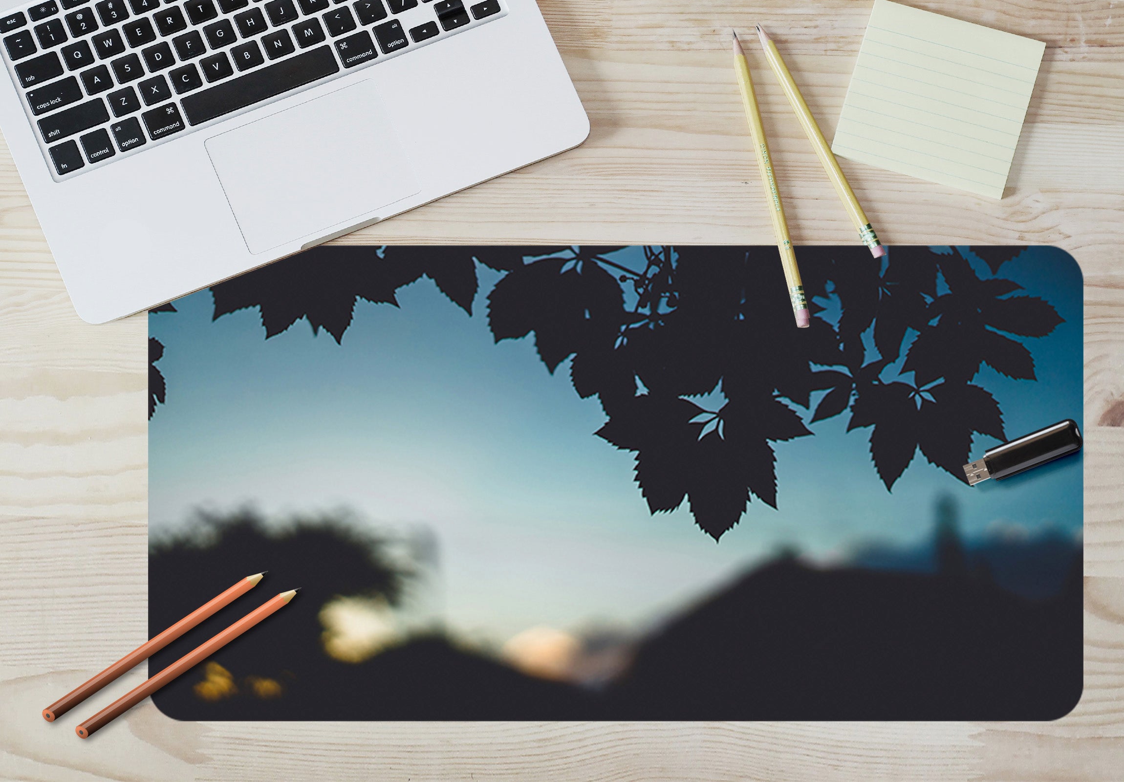 3D Leaves 17004 Desk Mat