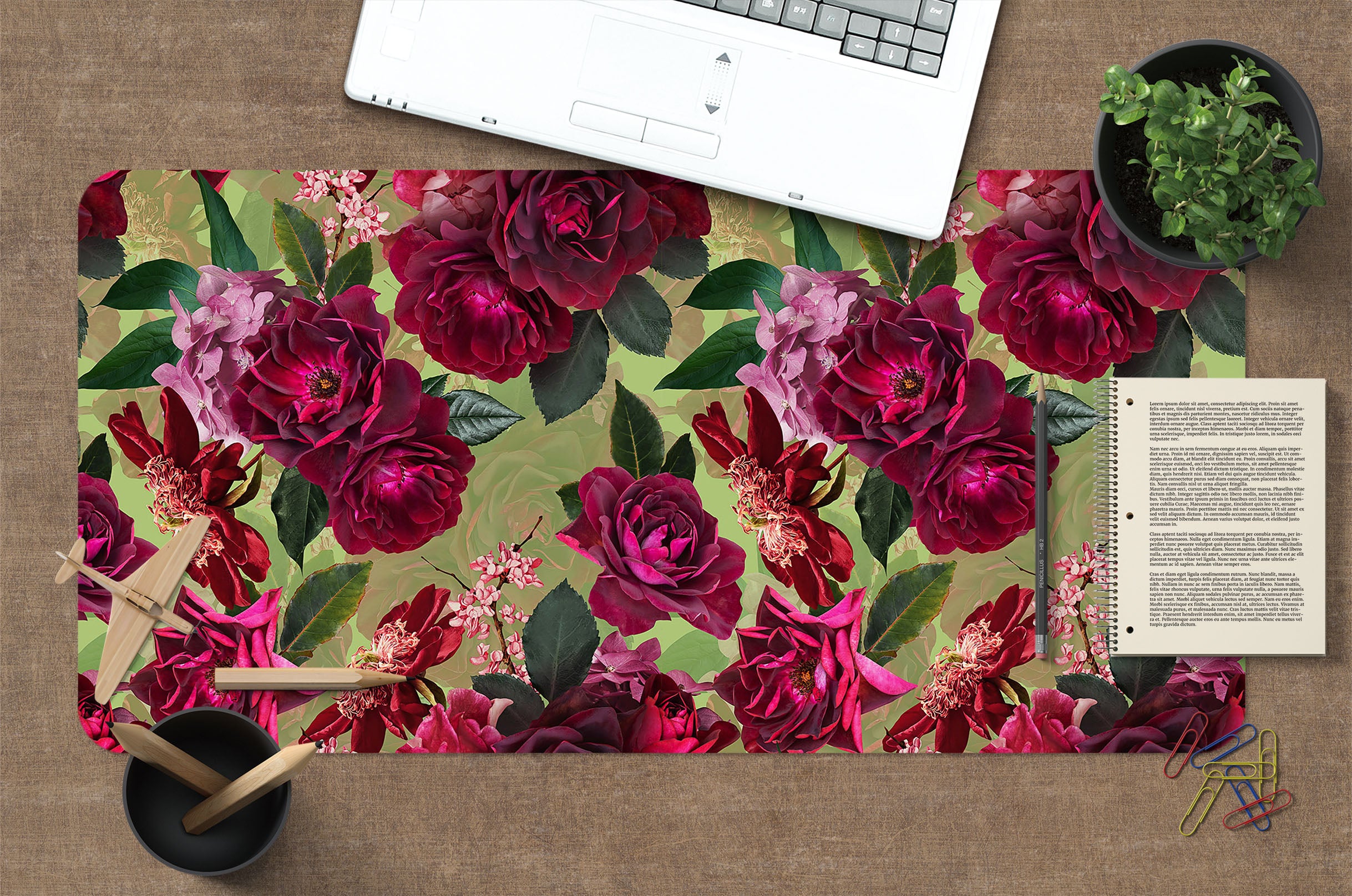 3D Red Flowers Pattern 120199 Uta Naumann Desk Mat