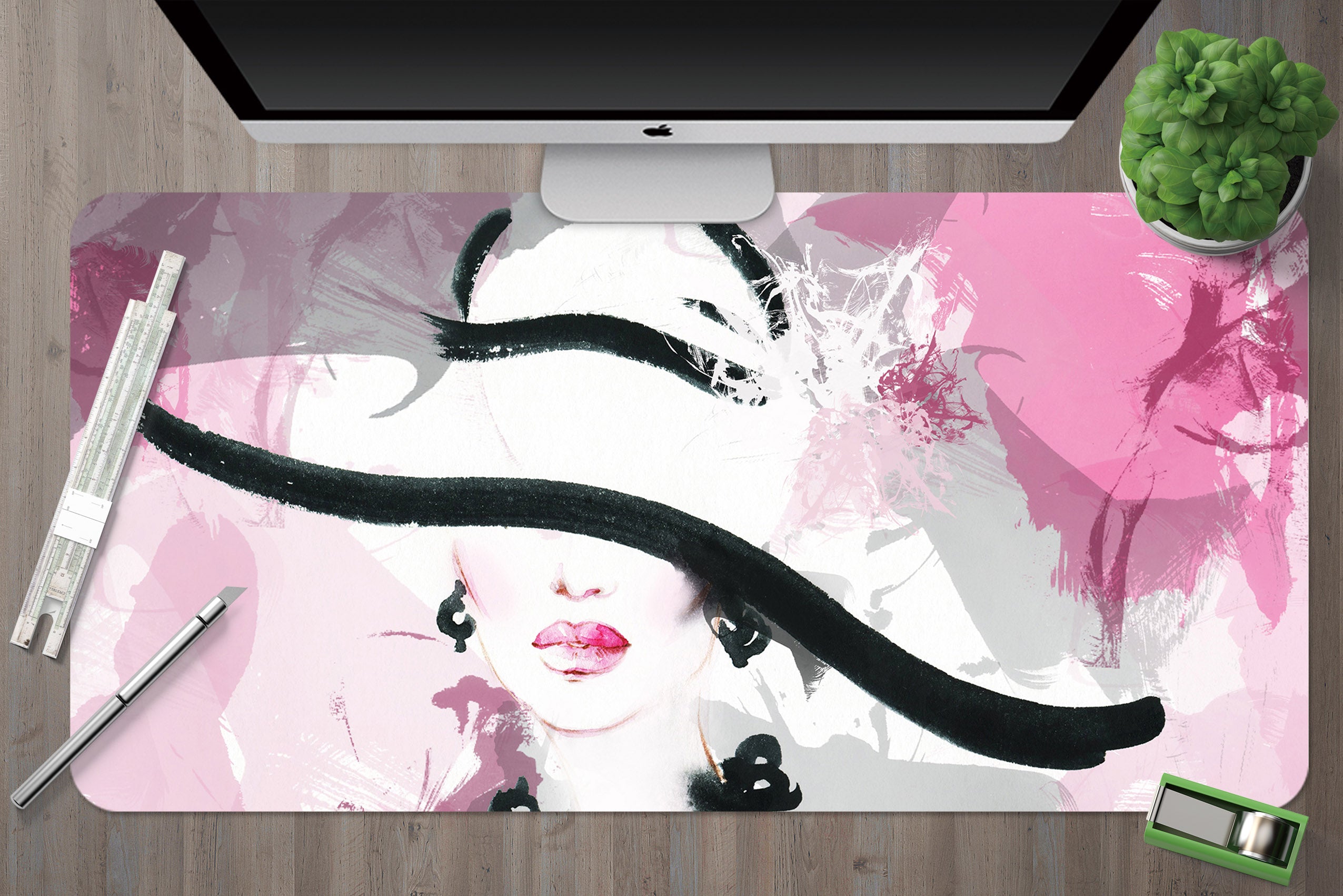 3D Hat Female 17115 Desk Mat