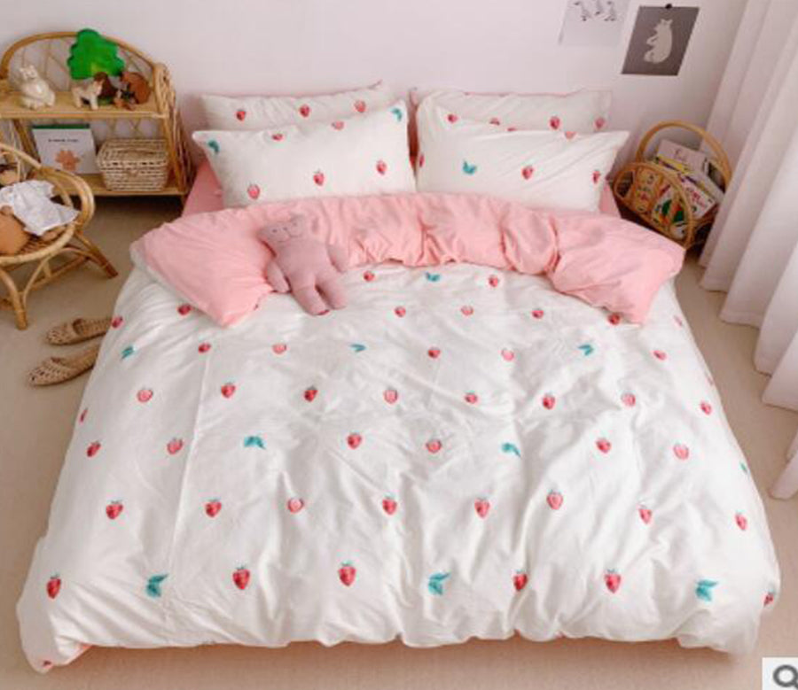 3D Strawberry Pattern 18047 Bed Pillowcases Quilt