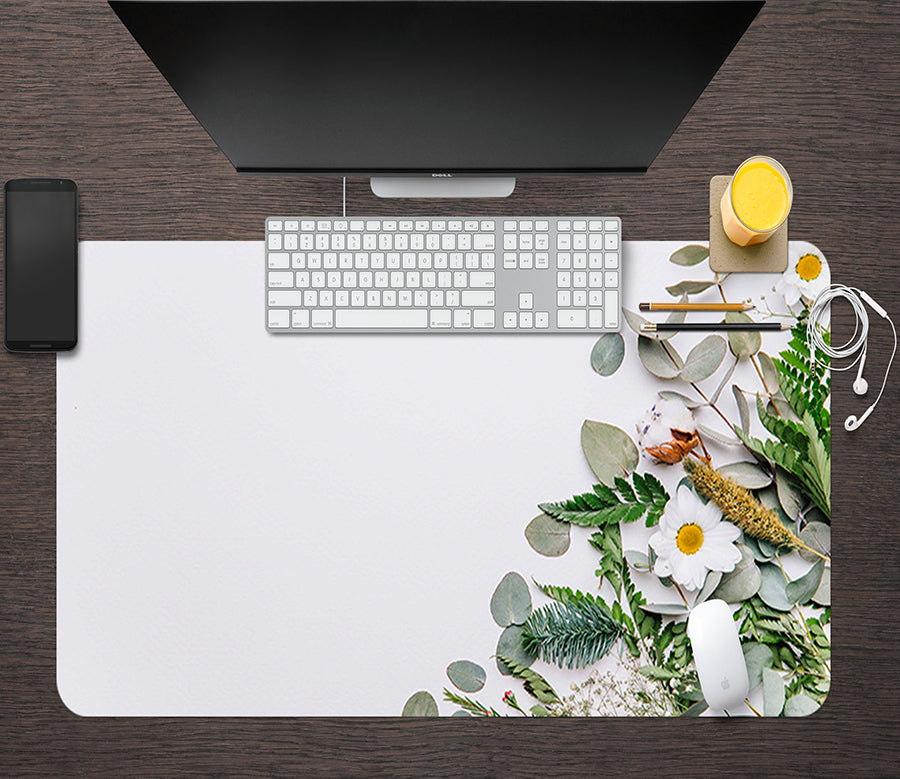 3D Spice Frangipani 17040 Desk Mat
