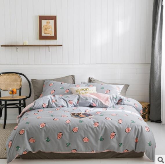 3D Grey Strawberry 40109 Bed Pillowcases Quilt