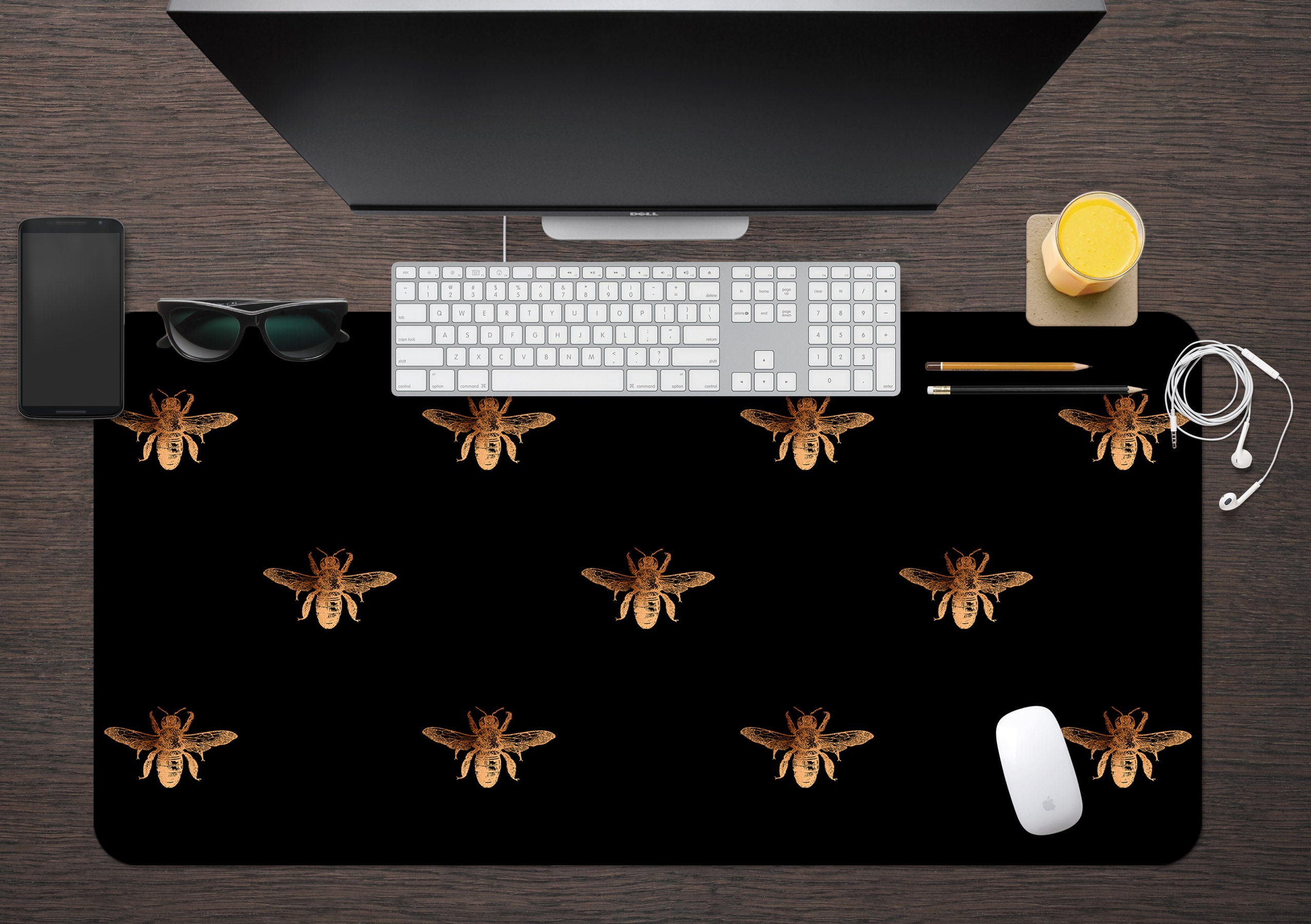 3D Golden Bee 120175 Uta Naumann Desk Mat