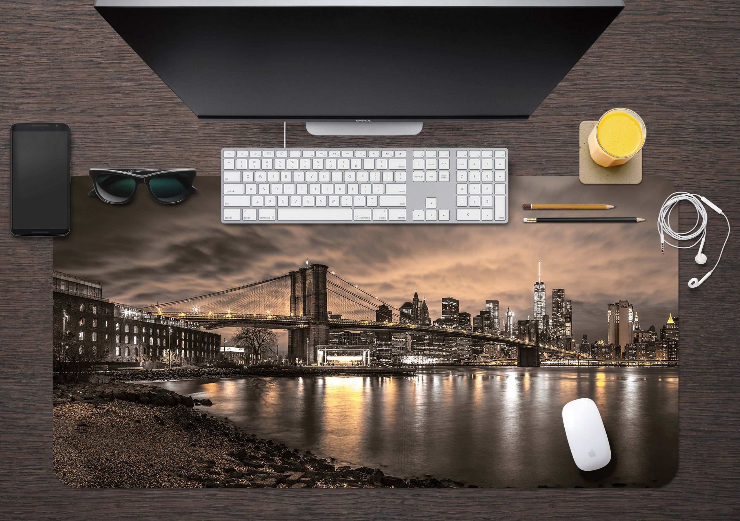 3D Night Bridge 7746 Assaf Frank Desk Mat