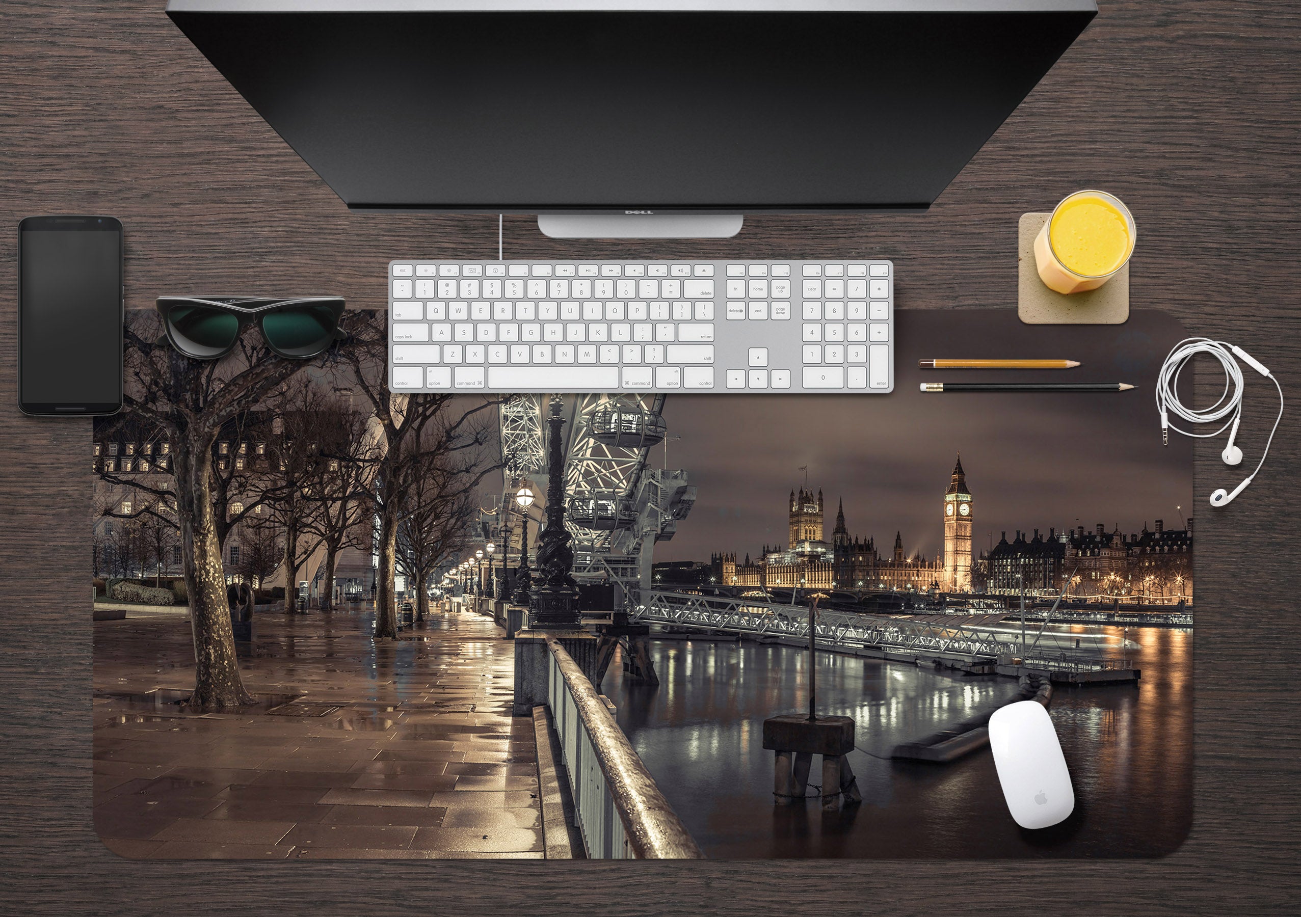 3D Road Tree 7750 Assaf Frank Desk Mat