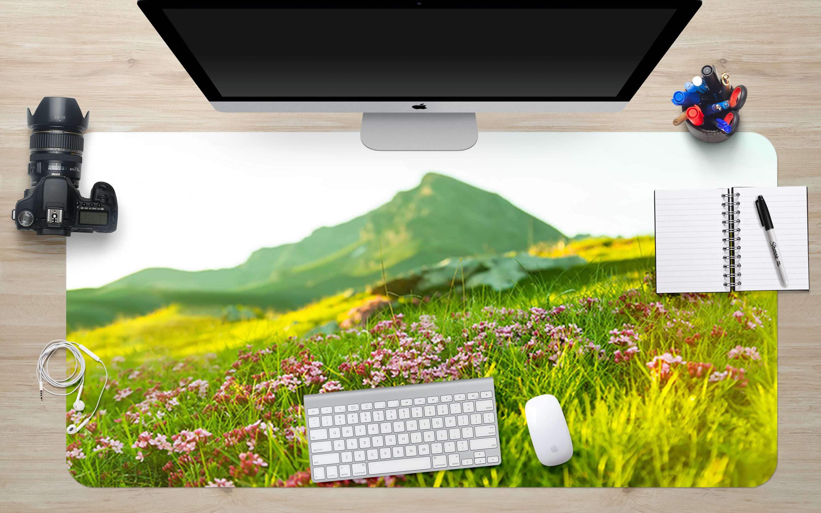 3D Bush Flower 17021 Desk Mat