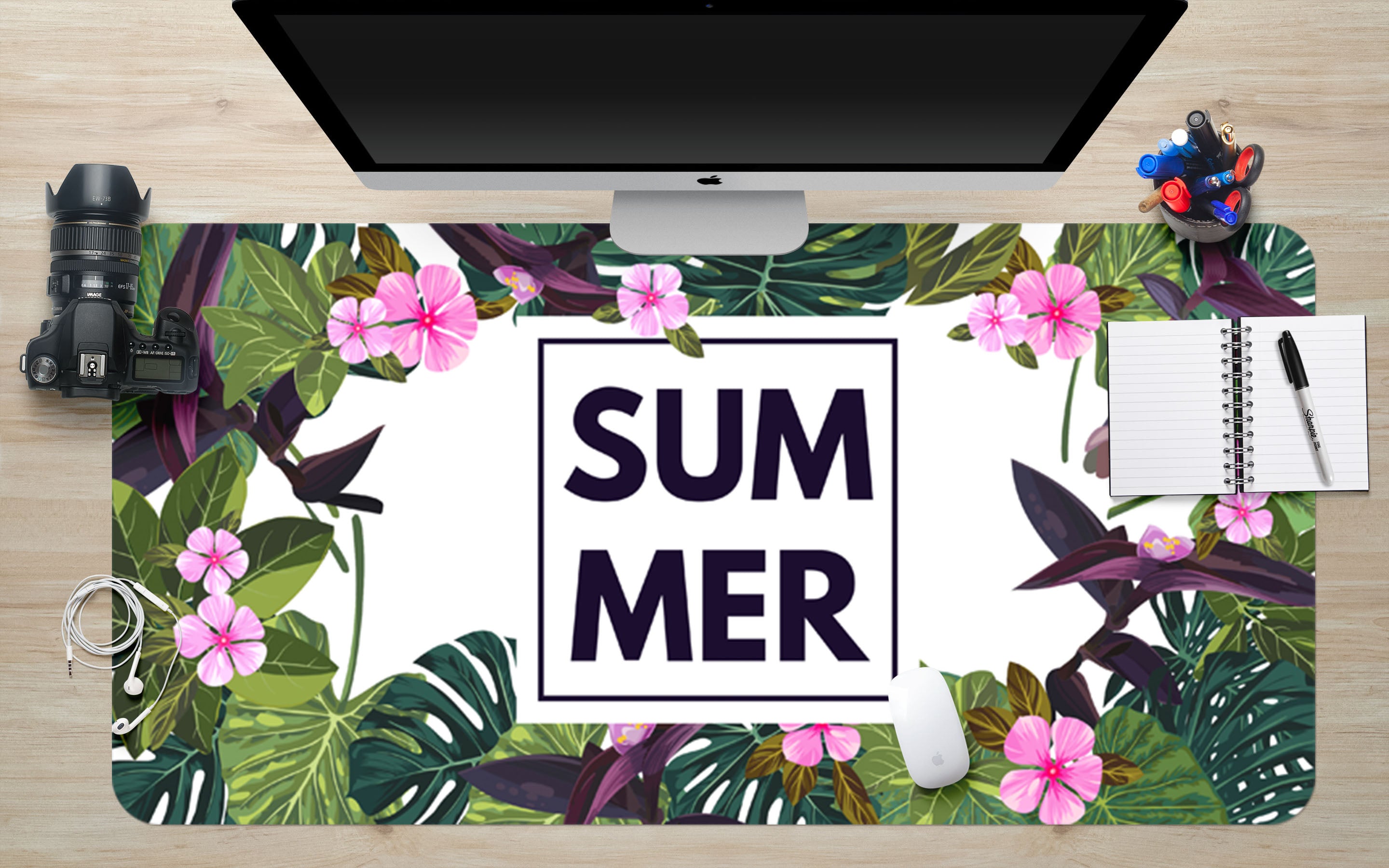 3D Flower Bush 17087 Desk Mat