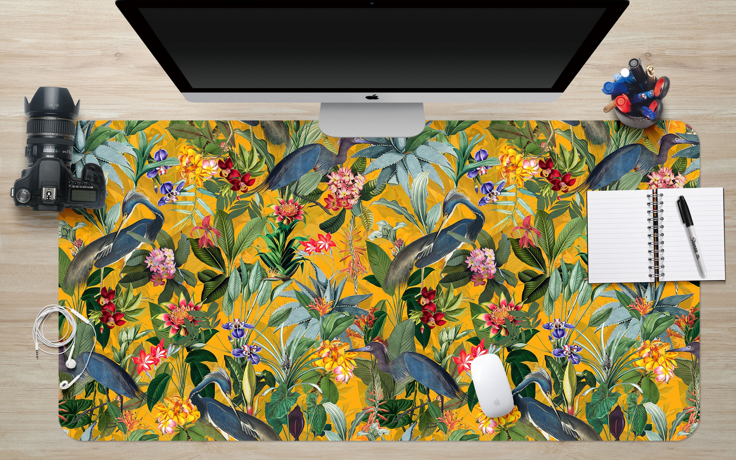 3D Grove Flower Bird 120214 Uta Naumann Desk Mat