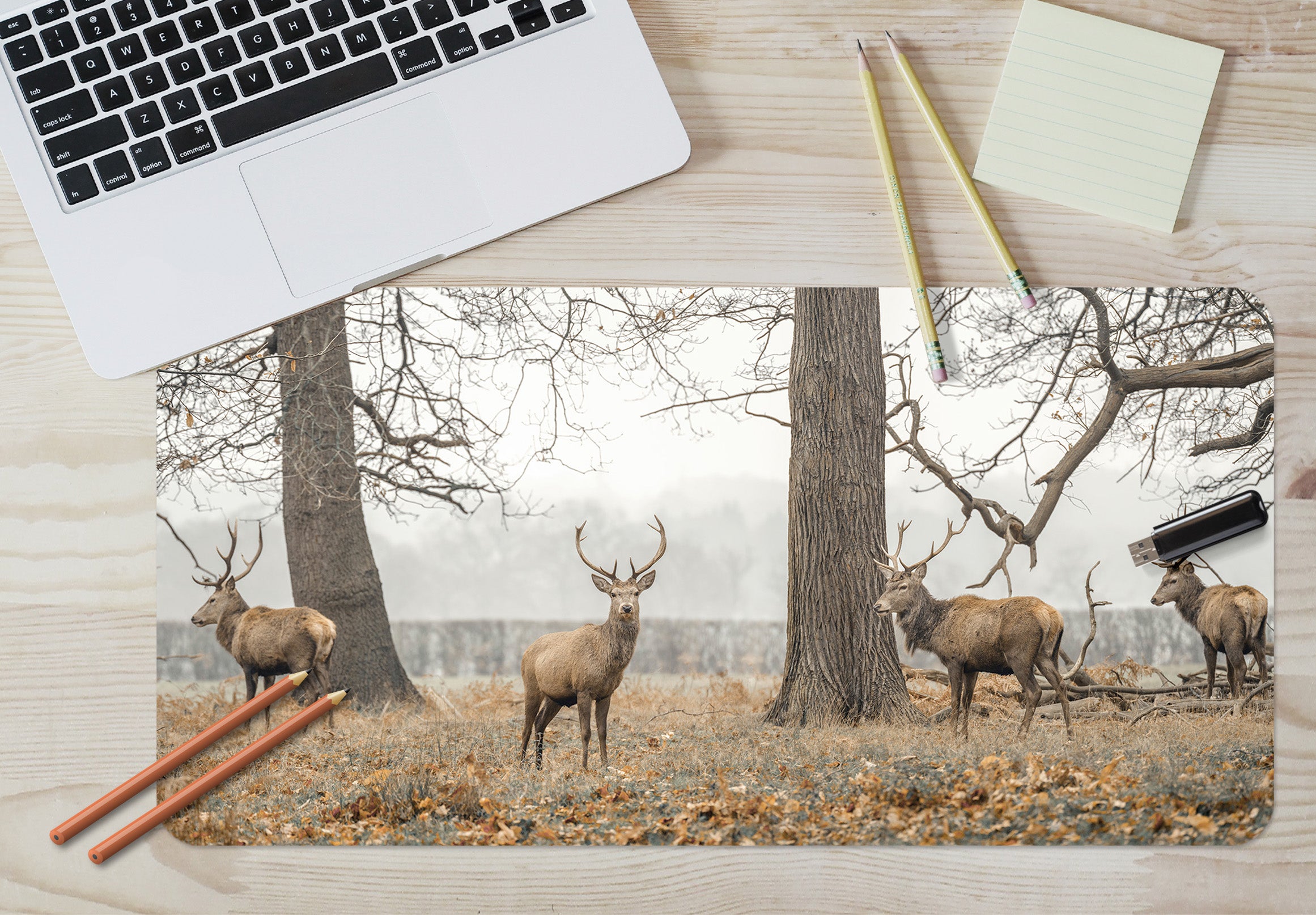 3D Elk Leaves 7768 Assaf Frank Desk Mat