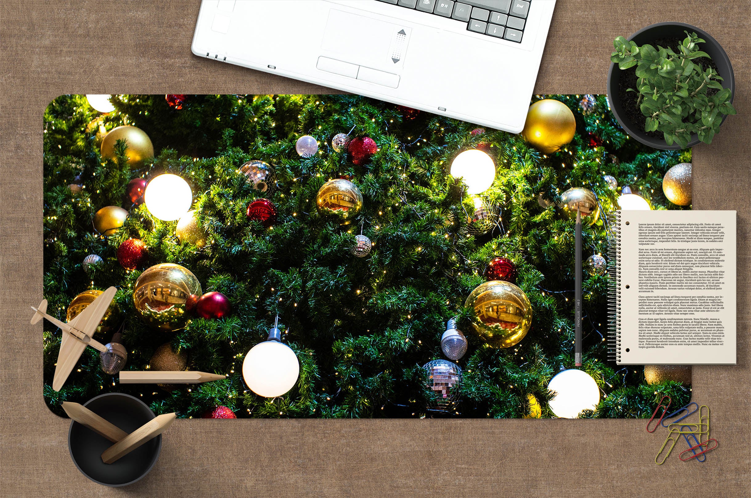 3D Ball Pendant Tree 51250 Christmas Desk Mat Xmas