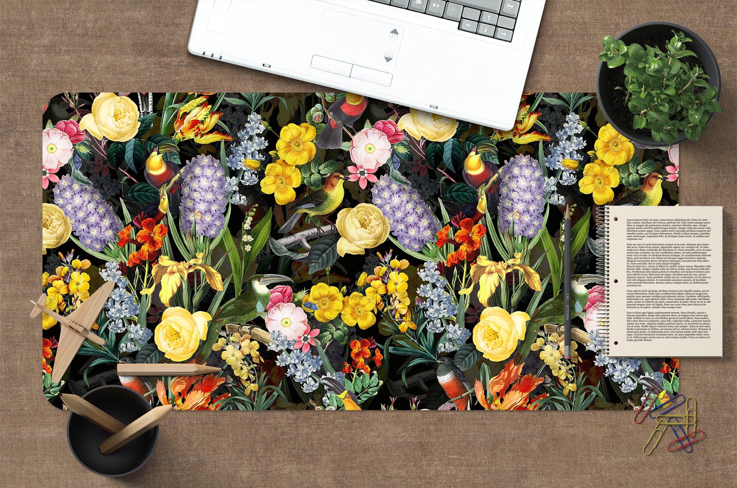 3D Flower Bush Color 120207 Uta Naumann Desk Mat