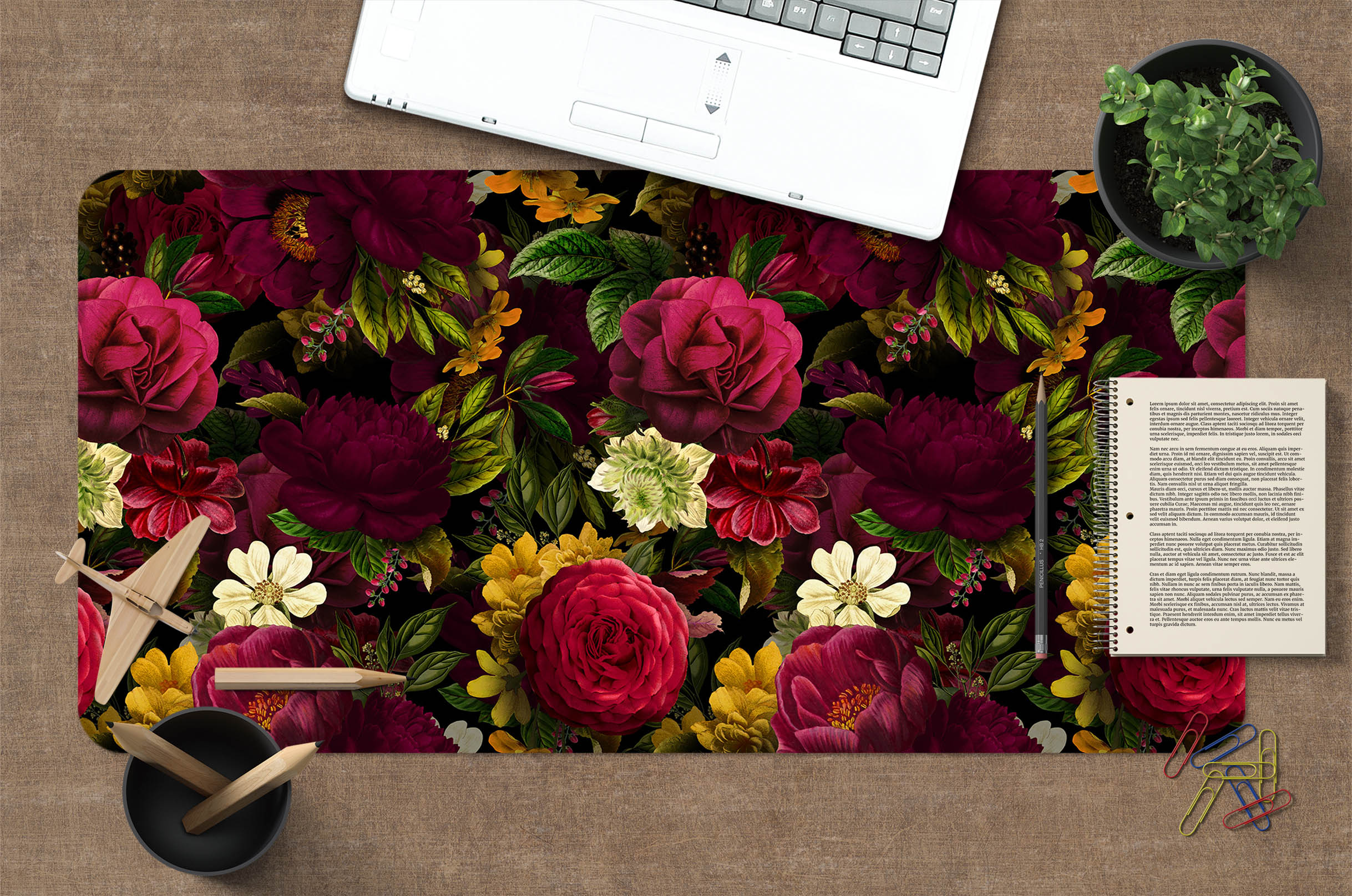 3D Tempting Rose 1000 Uta Naumann Desk Mat