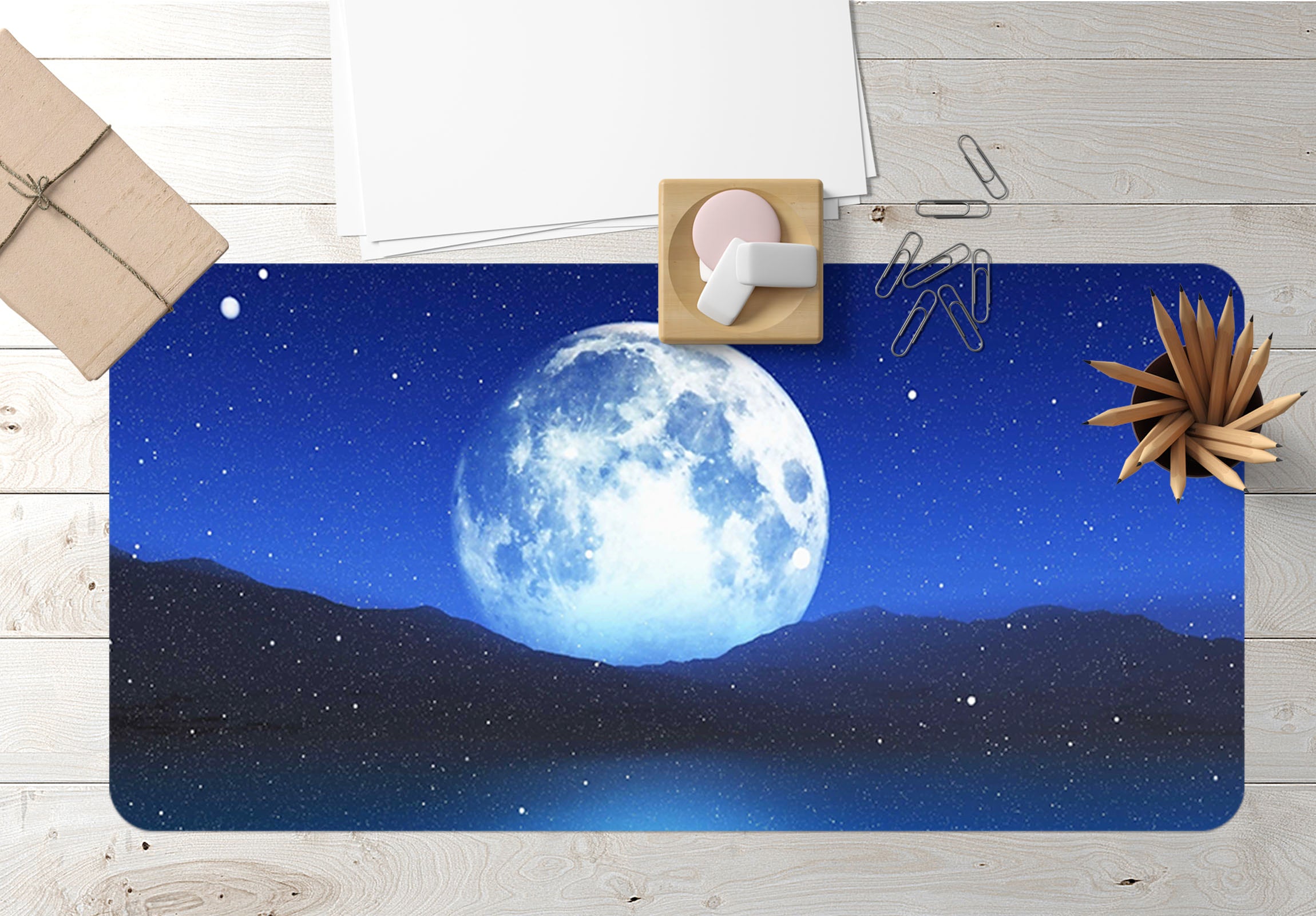 3D Moon 17023 Desk Mat