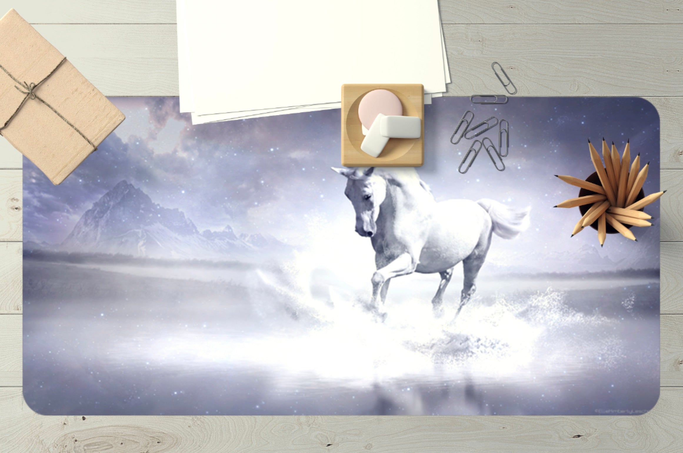 3D White Horse 17053 Desk Mat
