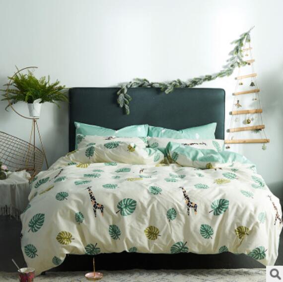 3D Leaves Giraffe 17172 Bed Pillowcases Quilt